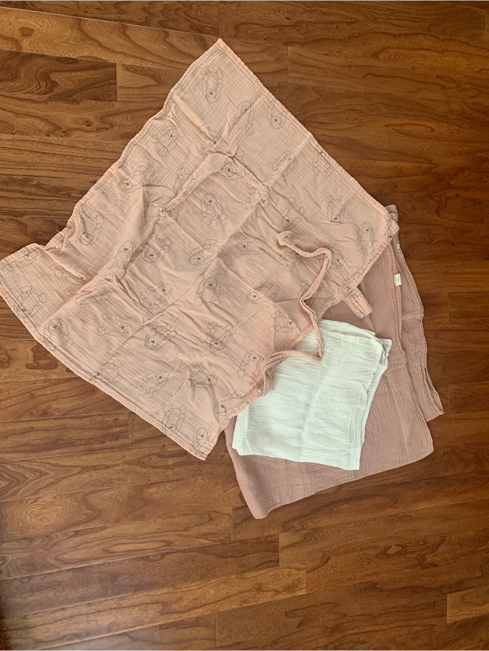 100% Cotton Muslin Swaddle Blankets and Cover Car Seat/Nursing Bibs Denmark